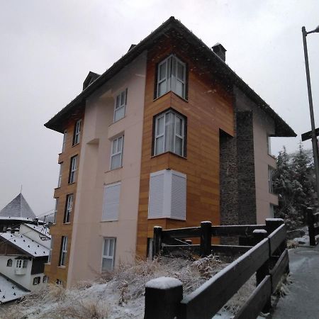 Snow In Miramar Apartment เซียร์ราเนบาดา ภายนอก รูปภาพ