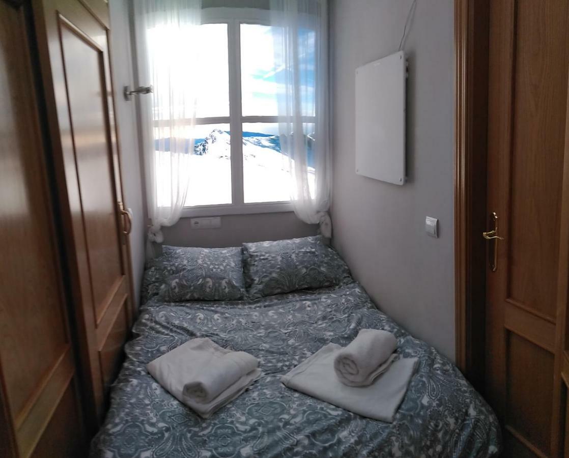 Snow In Miramar Apartment เซียร์ราเนบาดา ภายนอก รูปภาพ