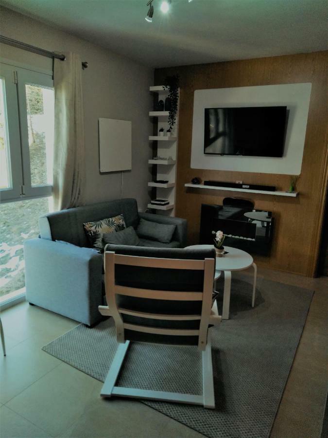 Snow In Miramar Apartment เซียร์ราเนบาดา ภายนอก รูปภาพ